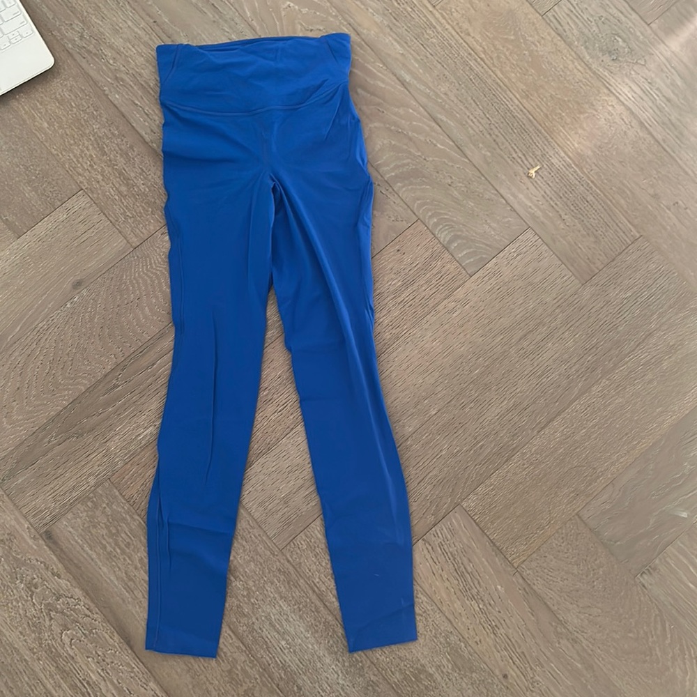 Lululemon bright blue leggings